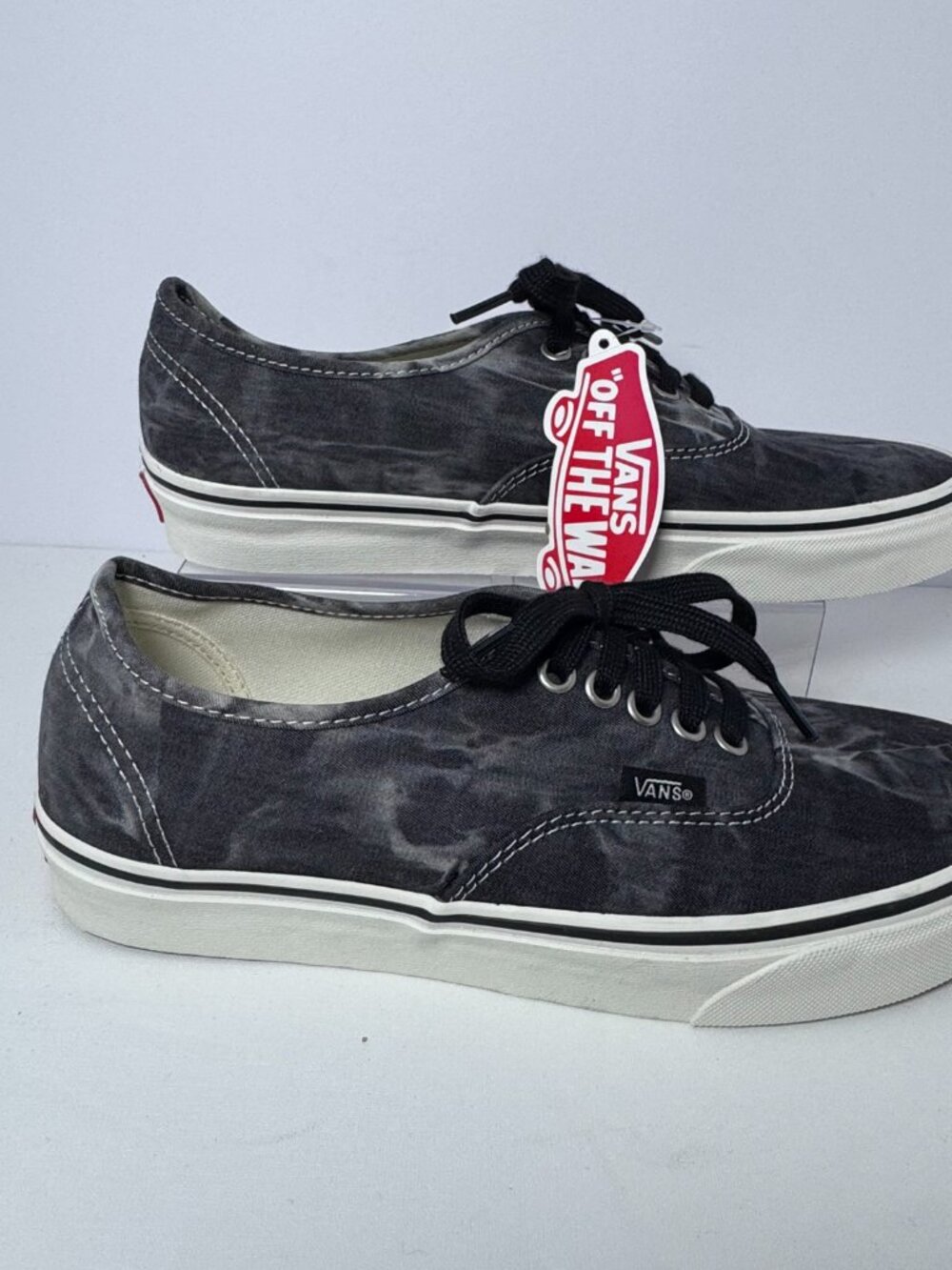 NWT! Mens Vans Old Skool Shoe Size 8.5 Black Acid Wash - Picture 2 of 5